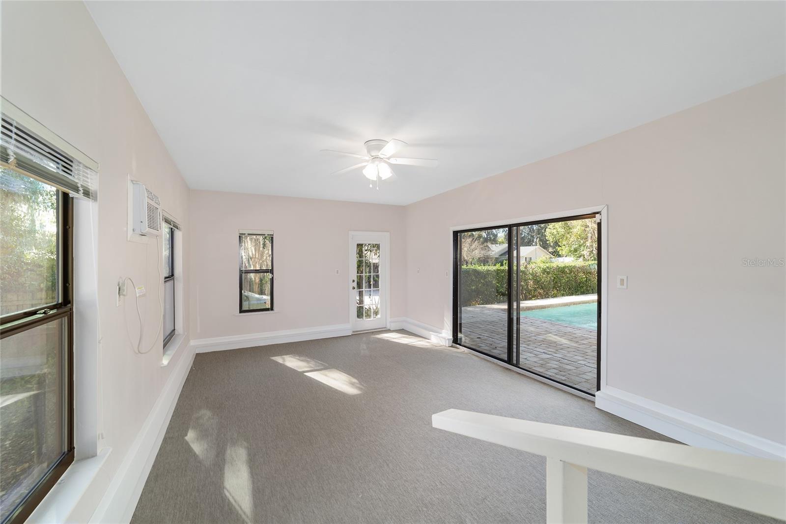 Listing photo id 54 for 2416 15th Street