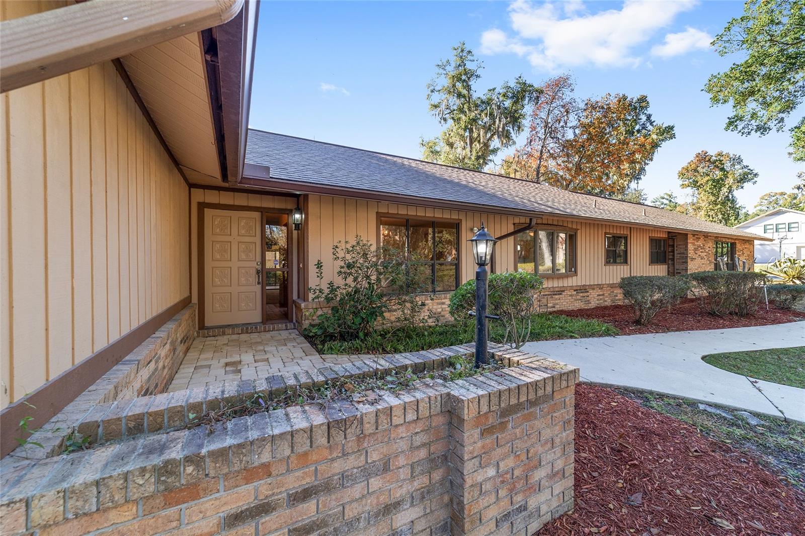 Listing photo id 4 for 2416 15th Street