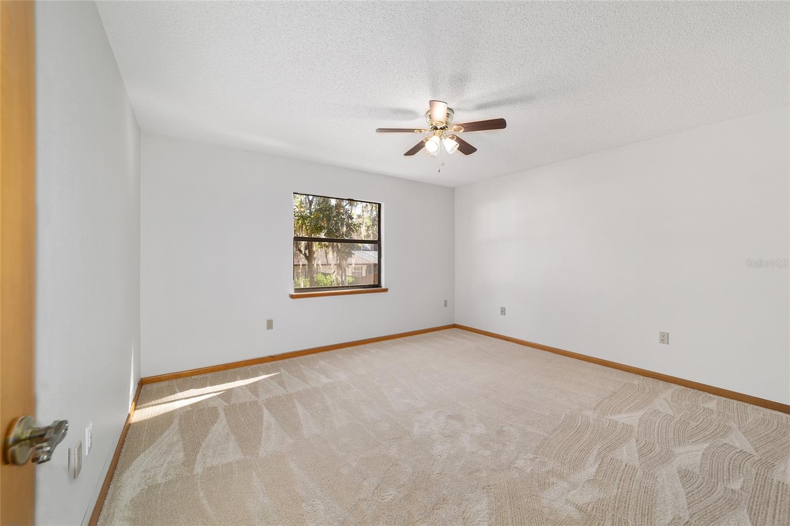 Listing photo id 61 for 2416 15th Street