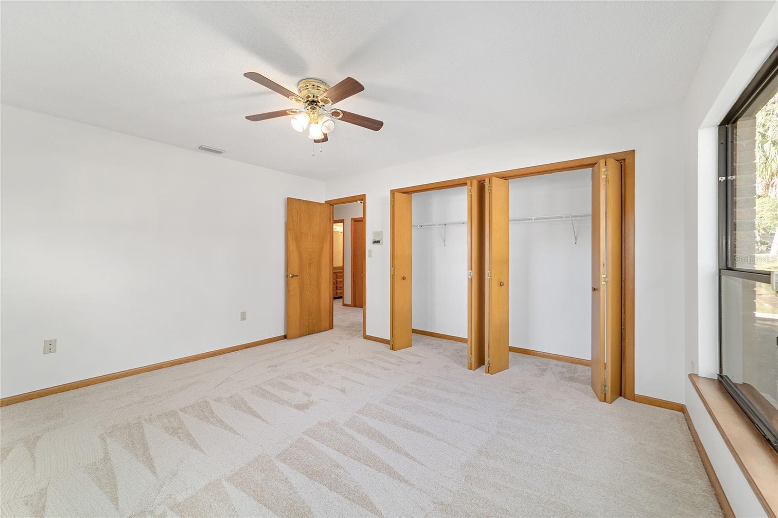 Listing photo id 64 for 2416 15th Street