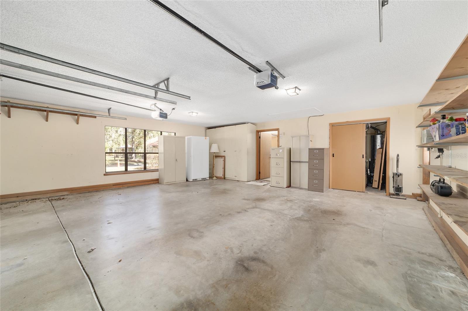 Listing photo id 72 for 2416 15th Street