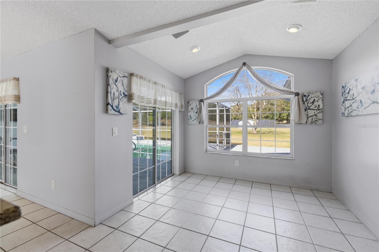 Image 13 of 32 For 20201 Cardinal Avenue