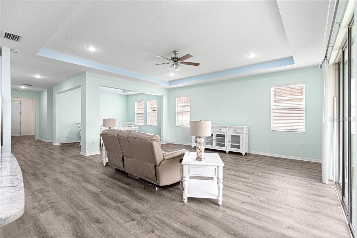 Image 15 of 57 For 5851 85th Place