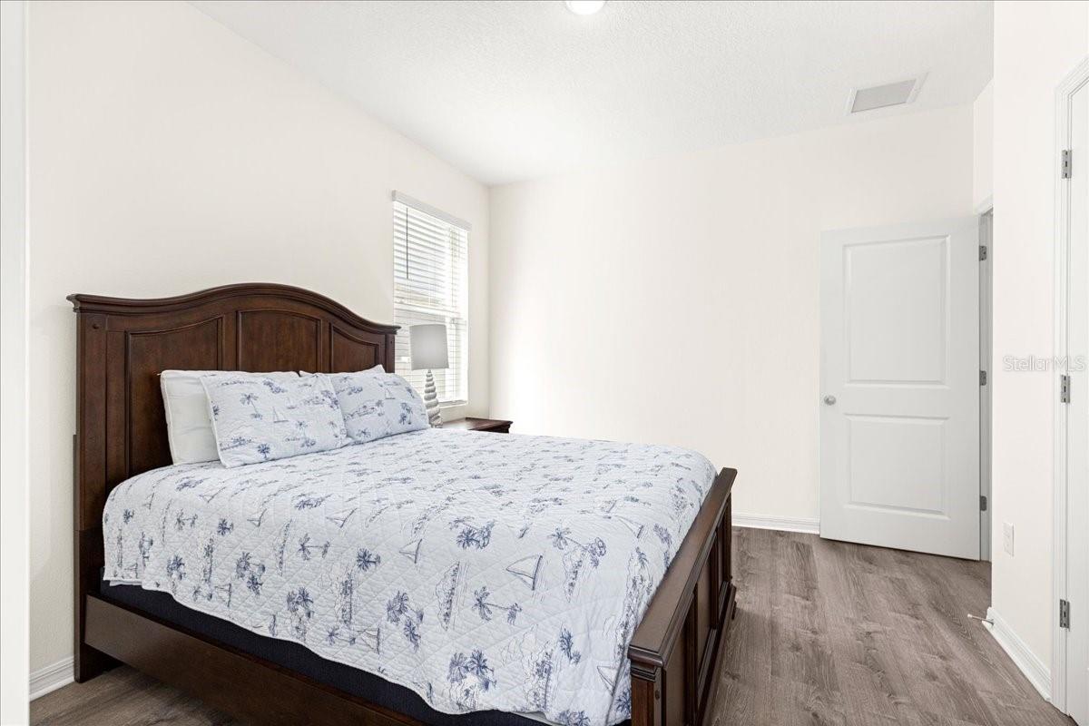 Image 29 of 57 For 5851 85th Place