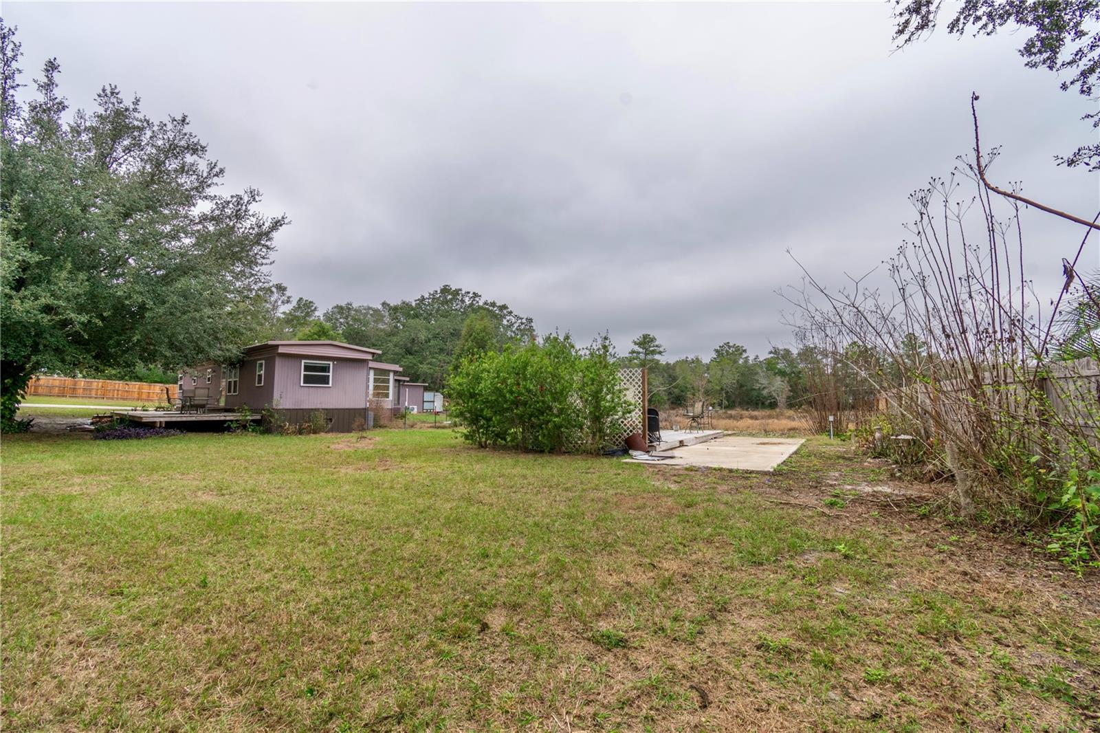 Image 26 of 39 For 3831 Camelot Place