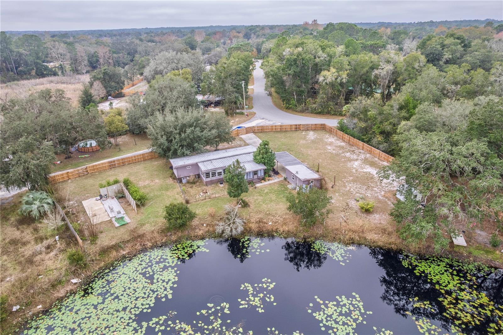 Image 36 of 39 For 3831 Camelot Place