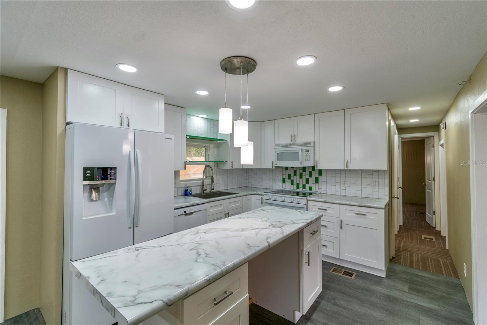 Image 7 of 39 For 3831 Camelot Place