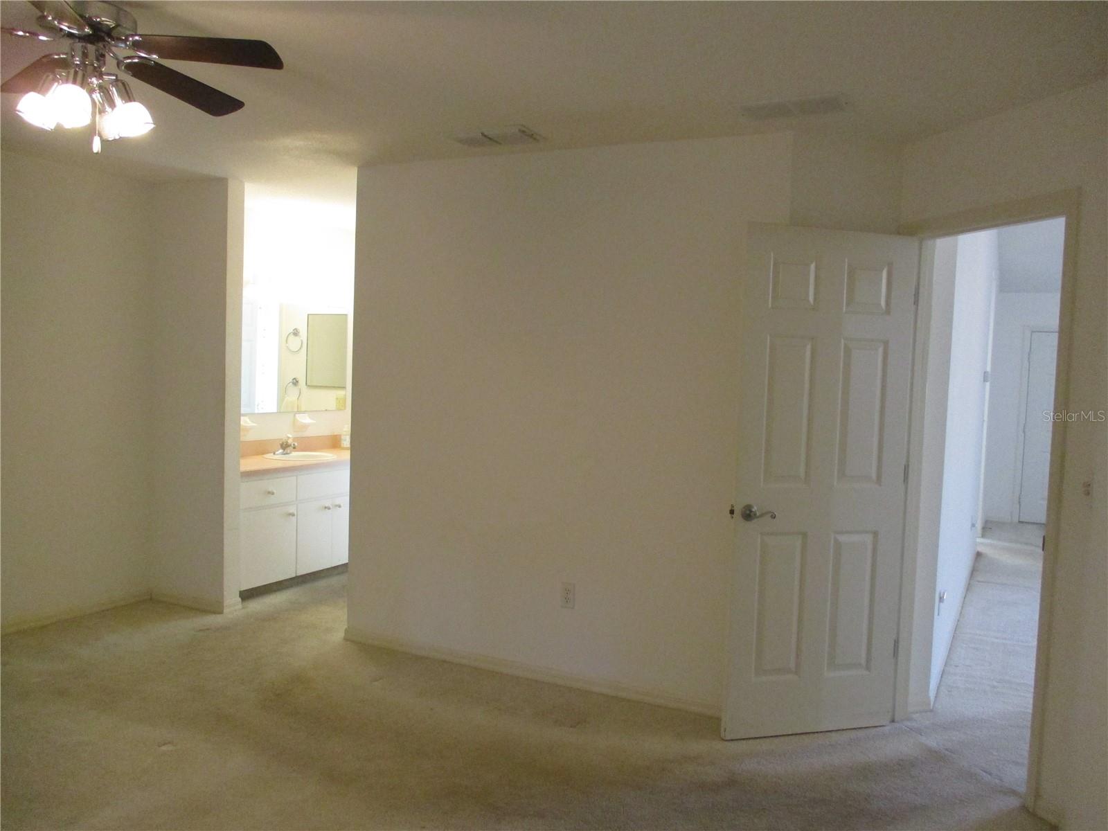 Image 21 of 77 For 14652 112th Circle