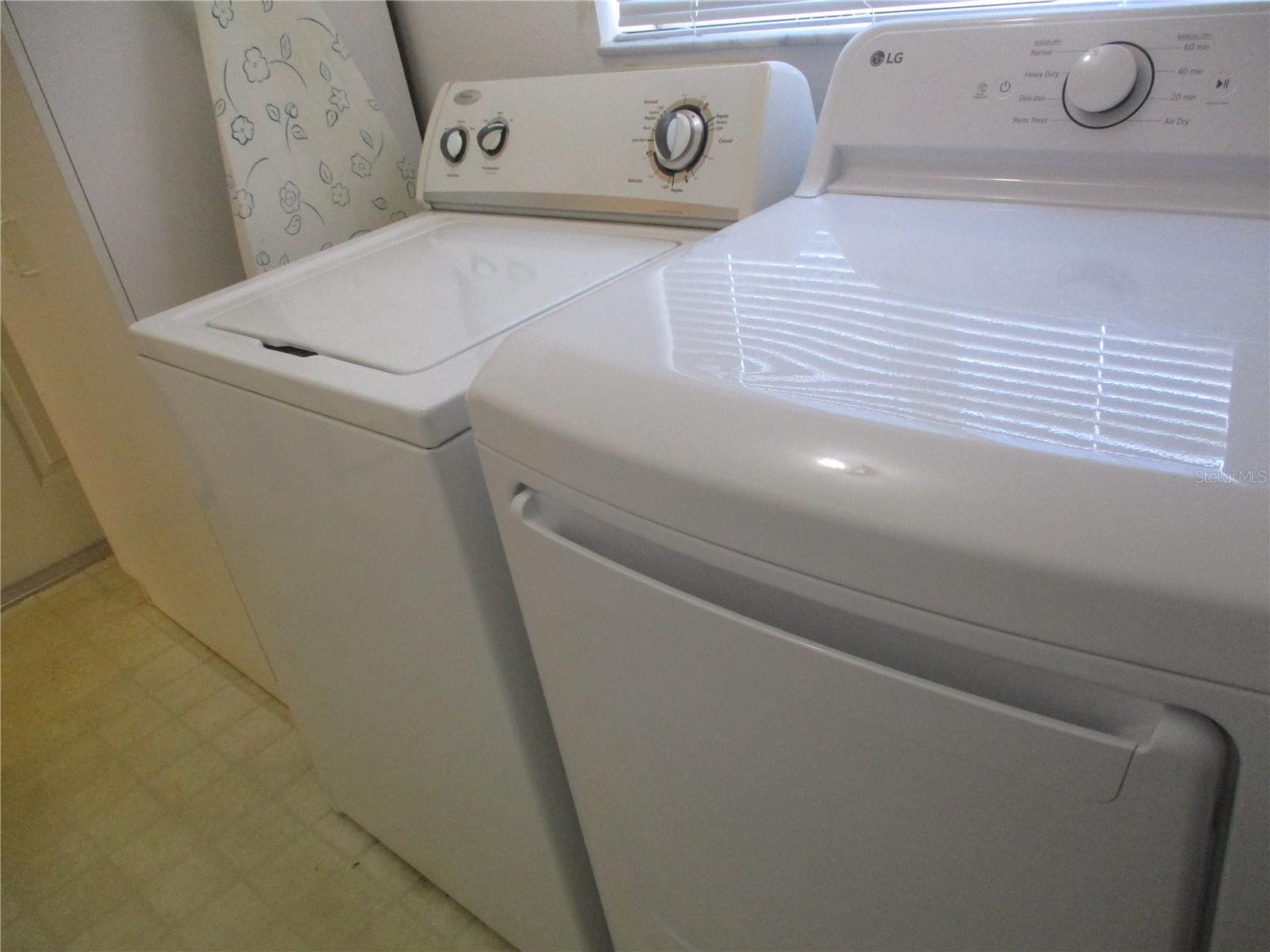 Image 34 of 77 For 14652 112th Circle