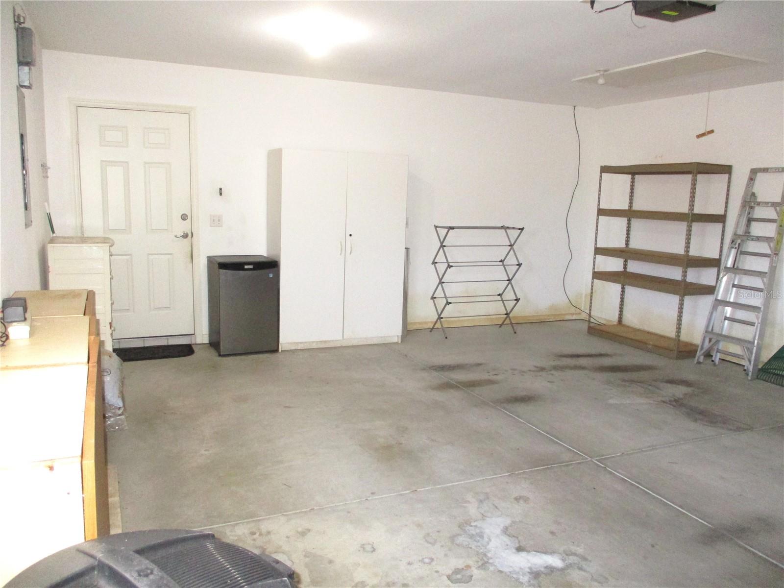 Image 37 of 77 For 14652 112th Circle