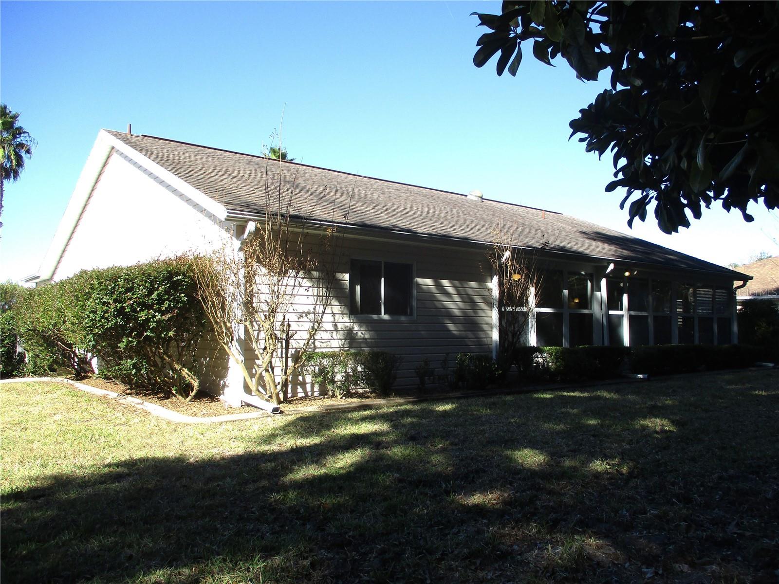 Image 46 of 77 For 14652 112th Circle