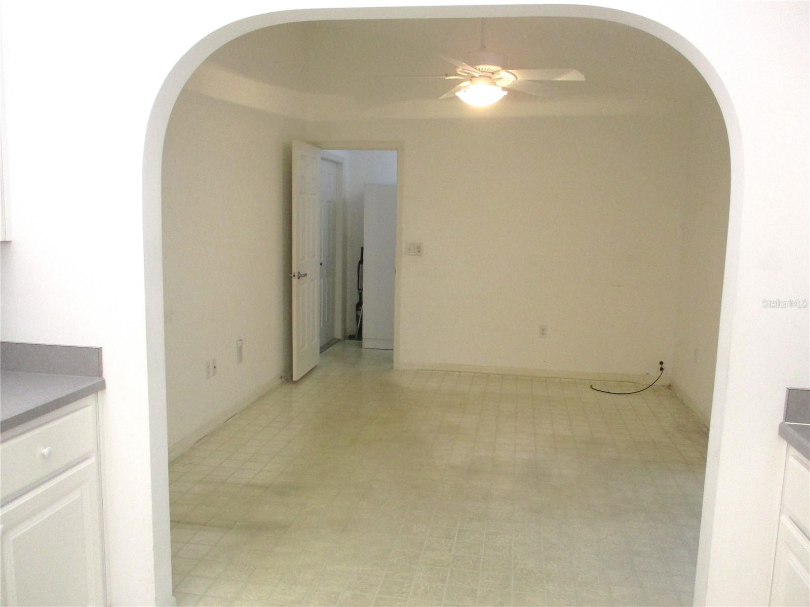 Image 9 of 77 For 14652 112th Circle