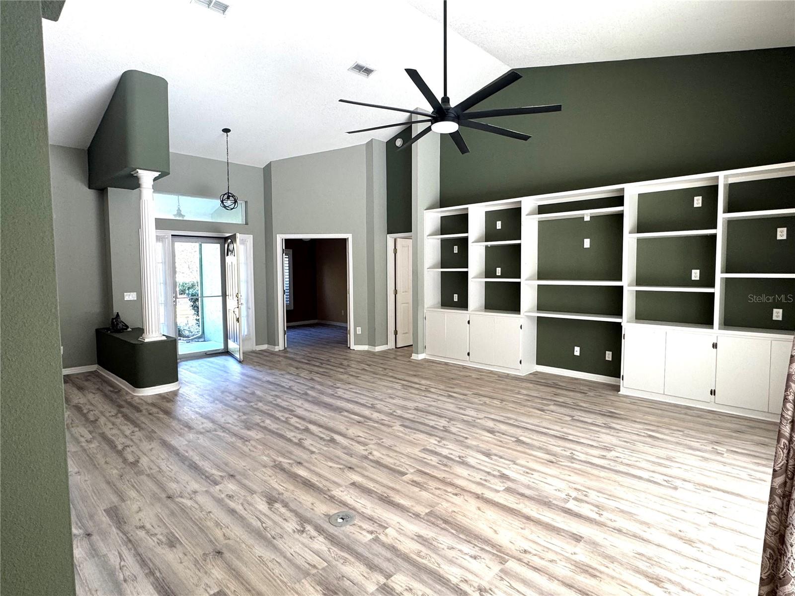 Image 2 of 17 For 1852 Ivorywood Drive