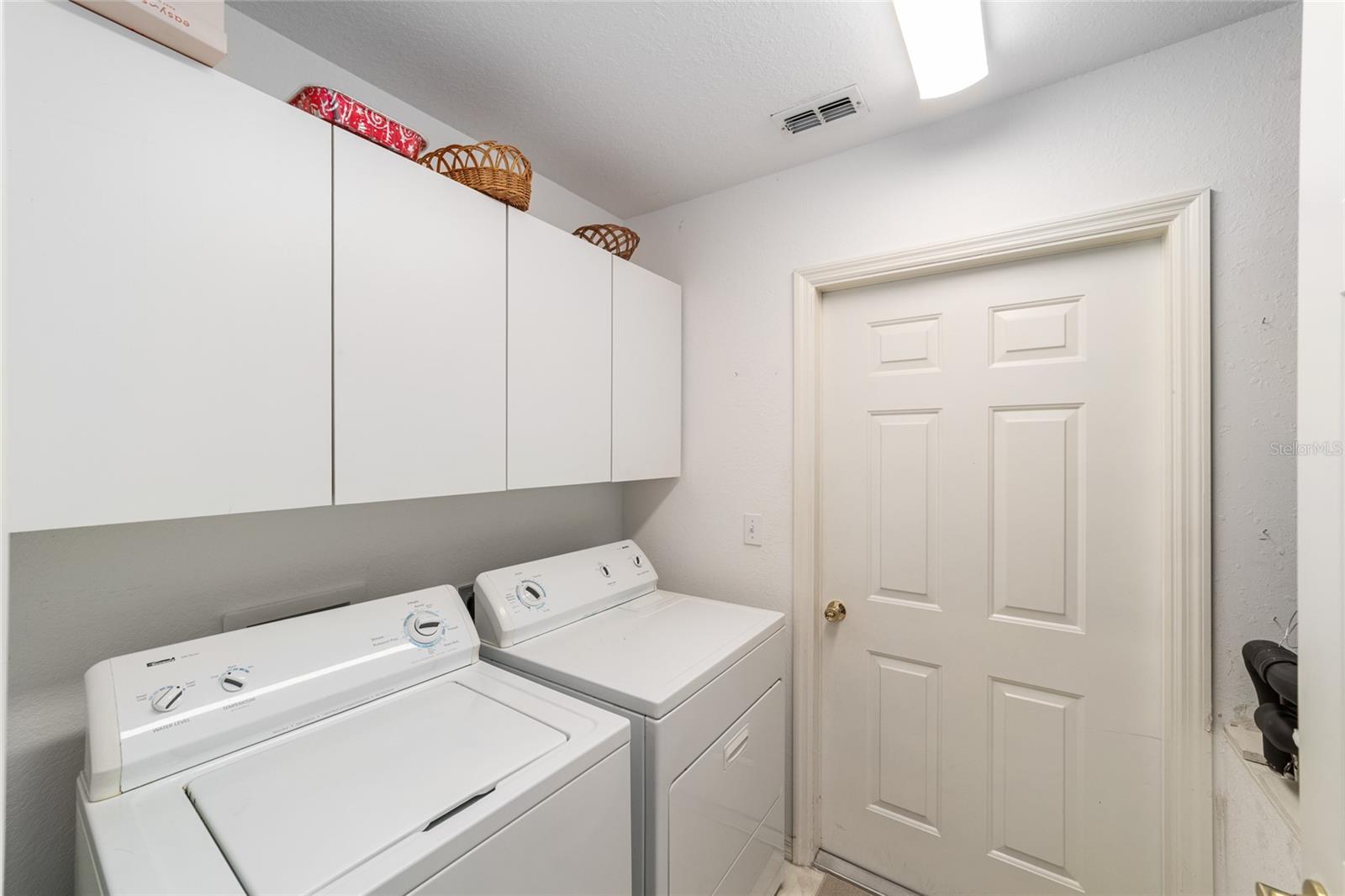 Image 46 of 63 For 13766 89th Avenue