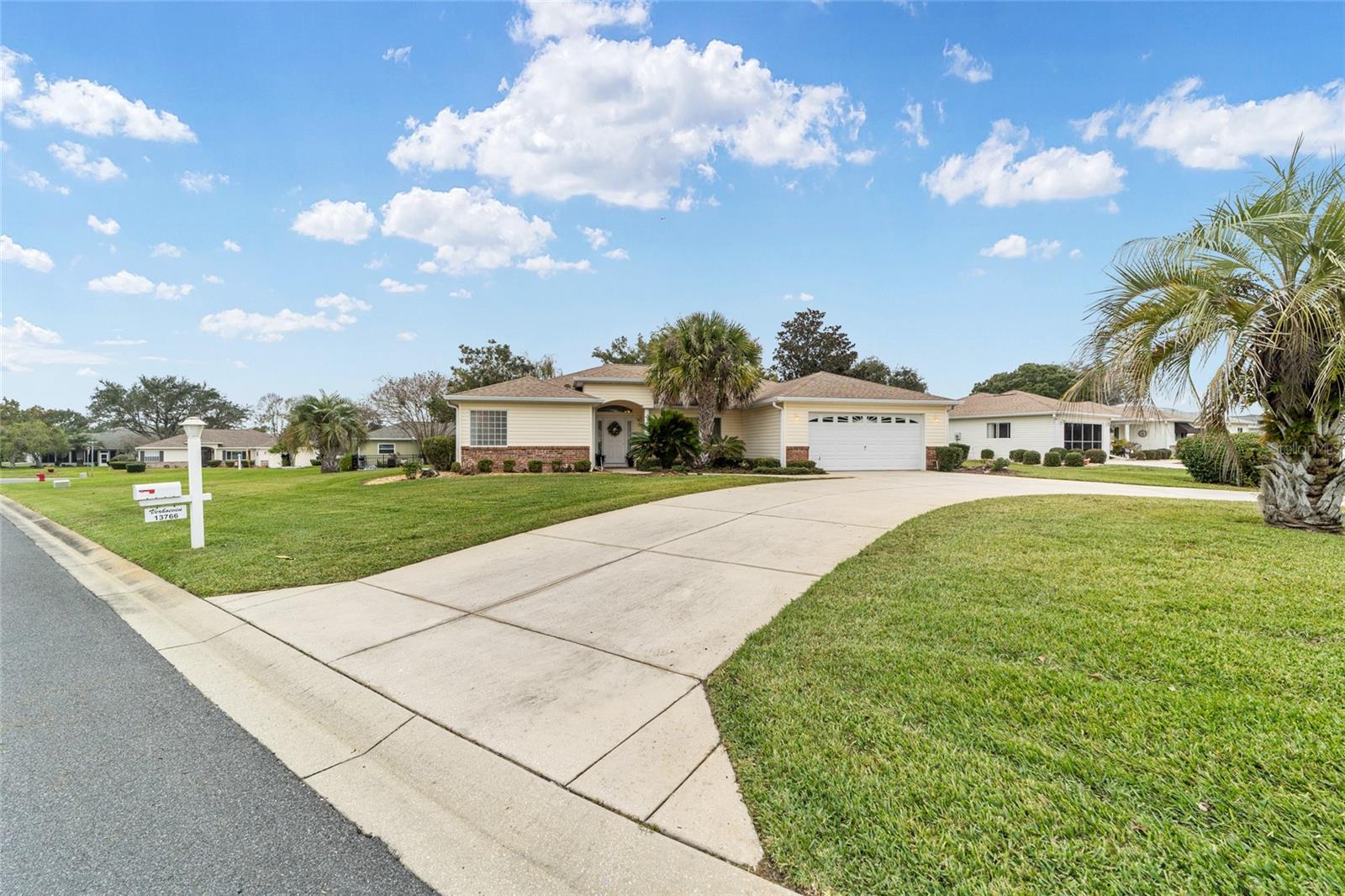 Image 5 of 63 For 13766 89th Avenue