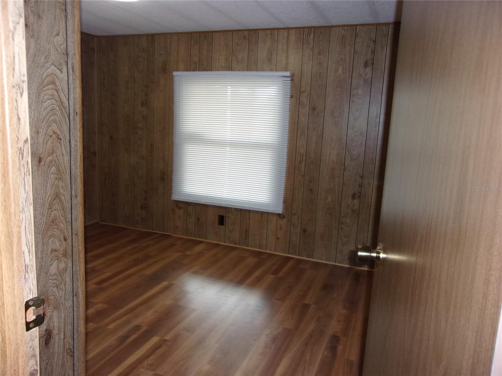 Image 19 of 50 For 6430 1st Lane