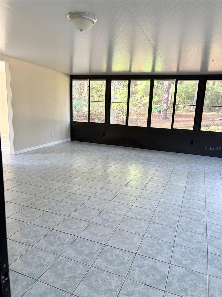 Image 11 of 19 For 7670 22nd Avenue