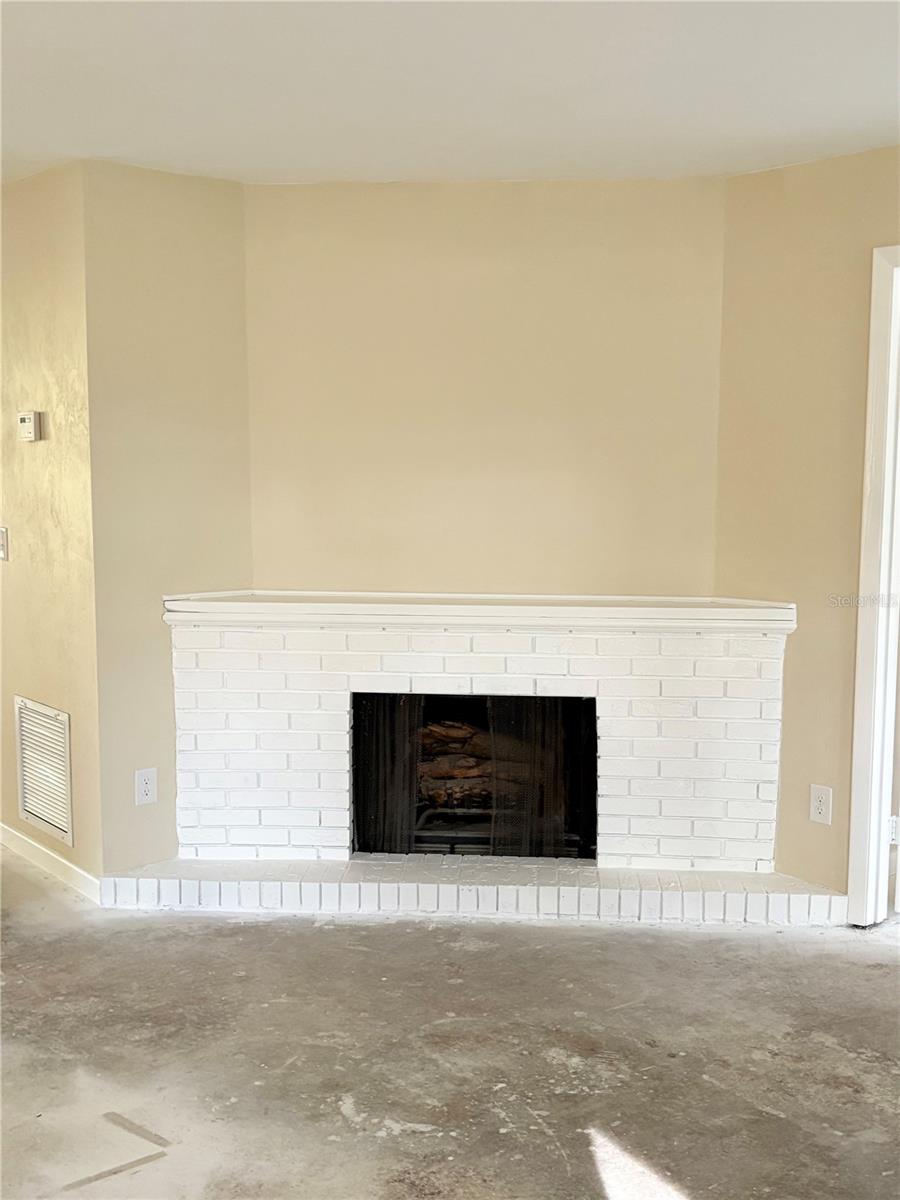 Image 4 of 19 For 7670 22nd Avenue