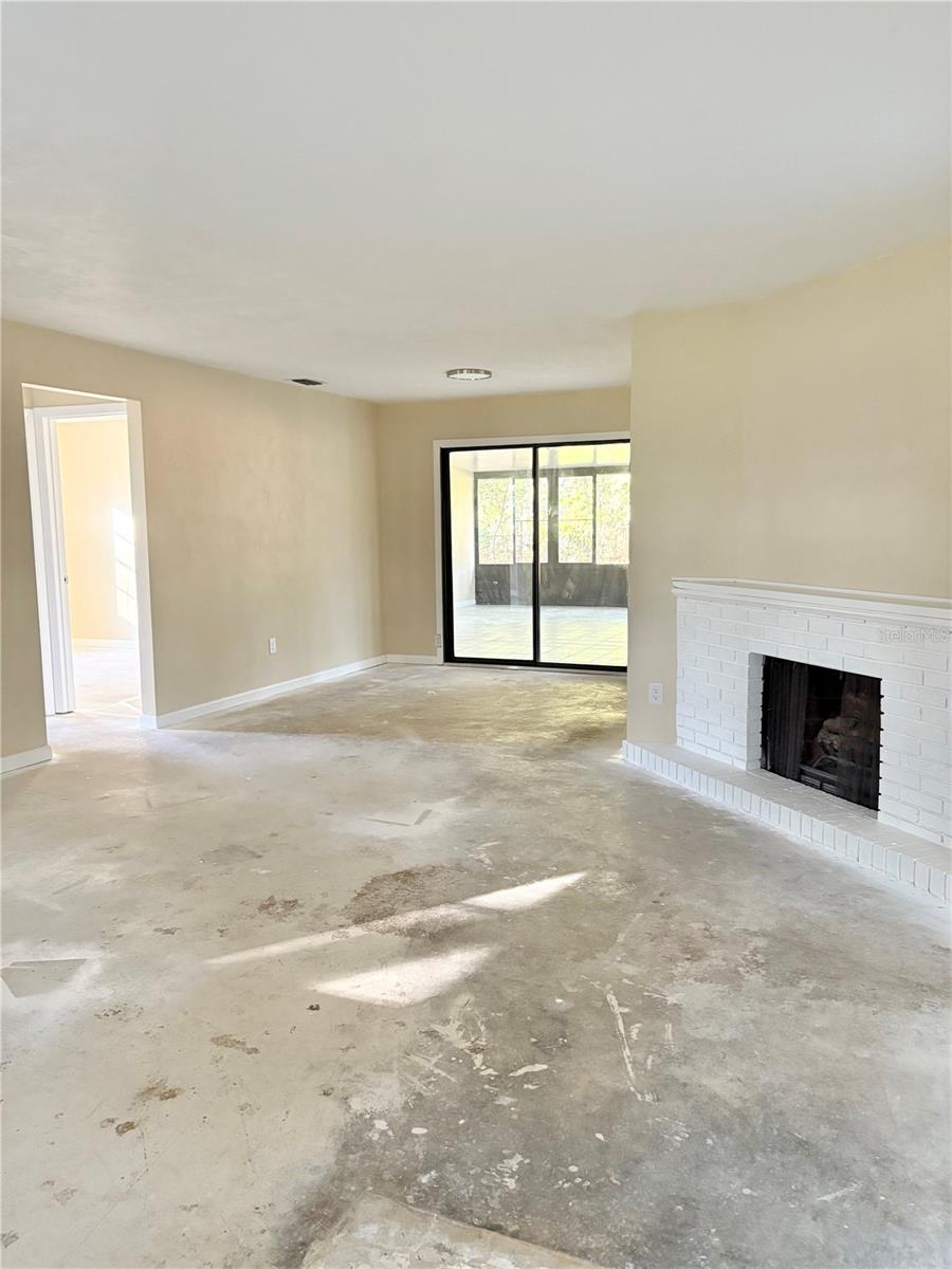 Image 5 of 19 For 7670 22nd Avenue