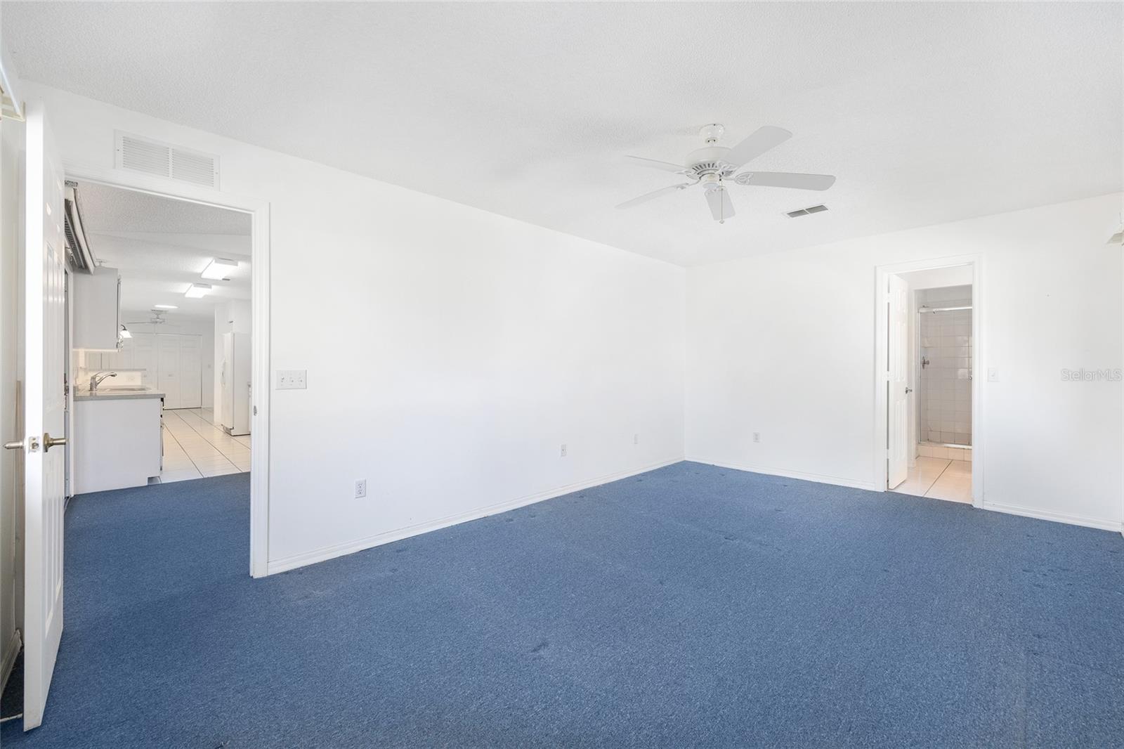 Image 22 of 37 For 6511 85th Street