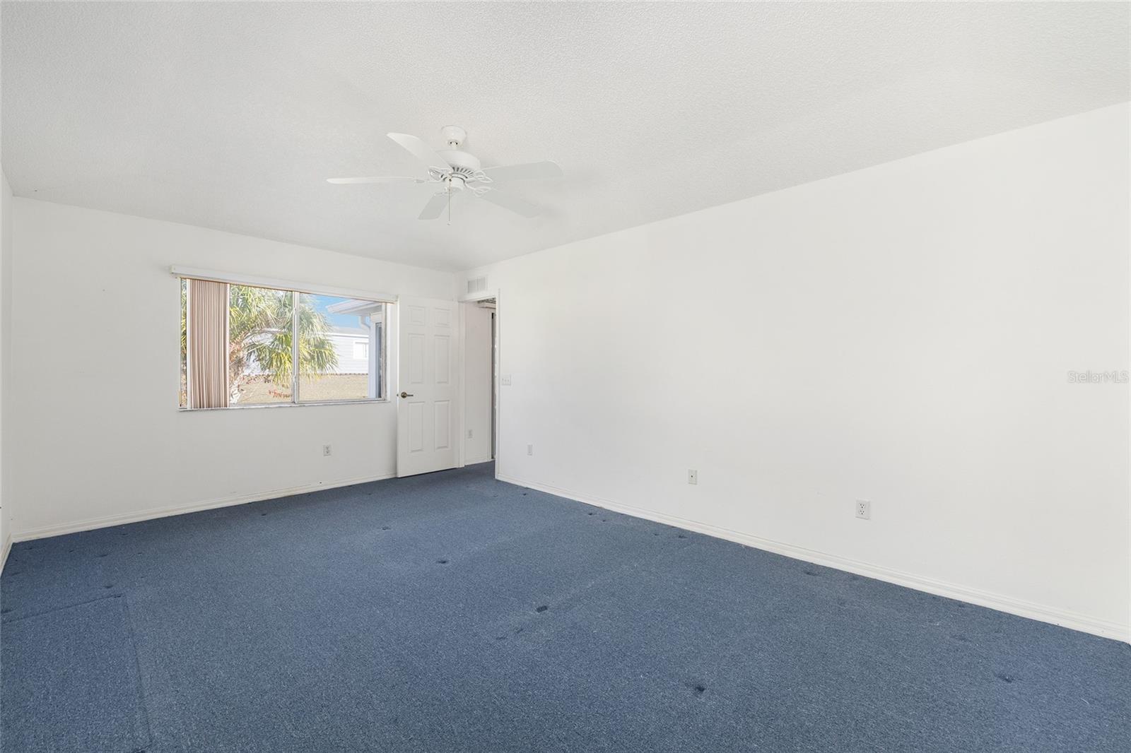 Image 23 of 37 For 6511 85th Street