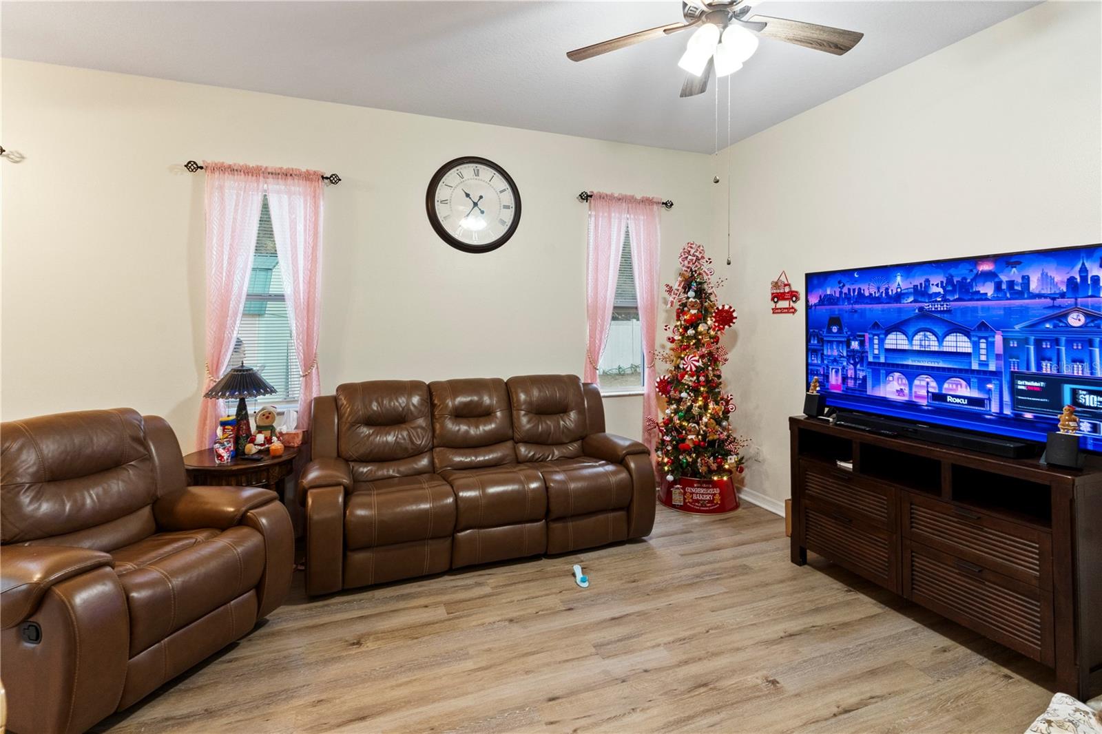 Image 14 of 18 For 15 Locust Loop Drive