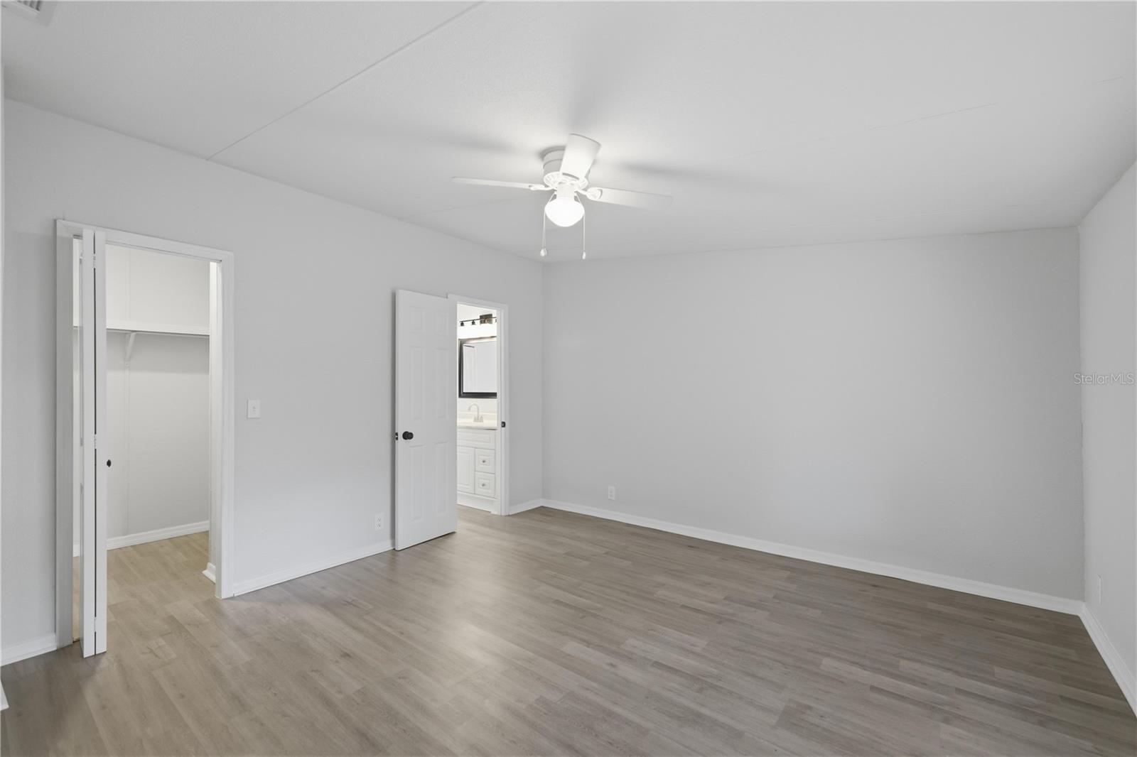 Image 13 of 24 For 13705 14th Avenue