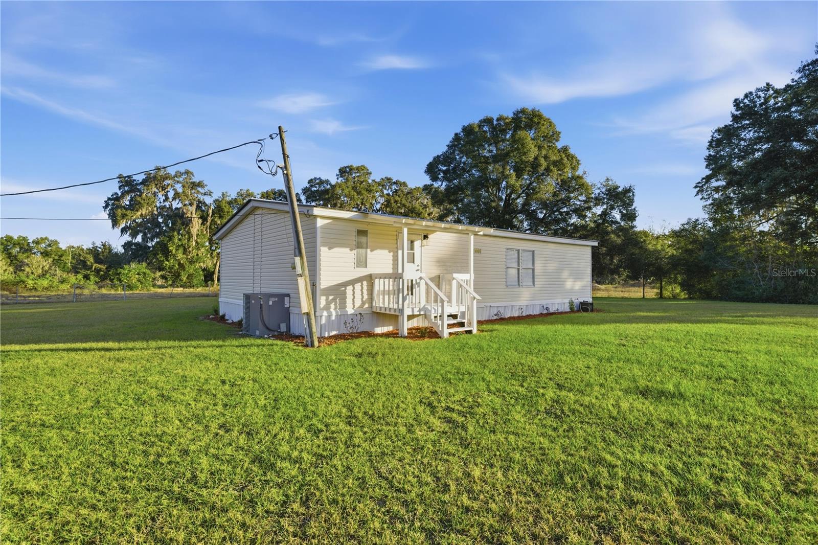 Image 22 of 24 For 13705 14th Avenue