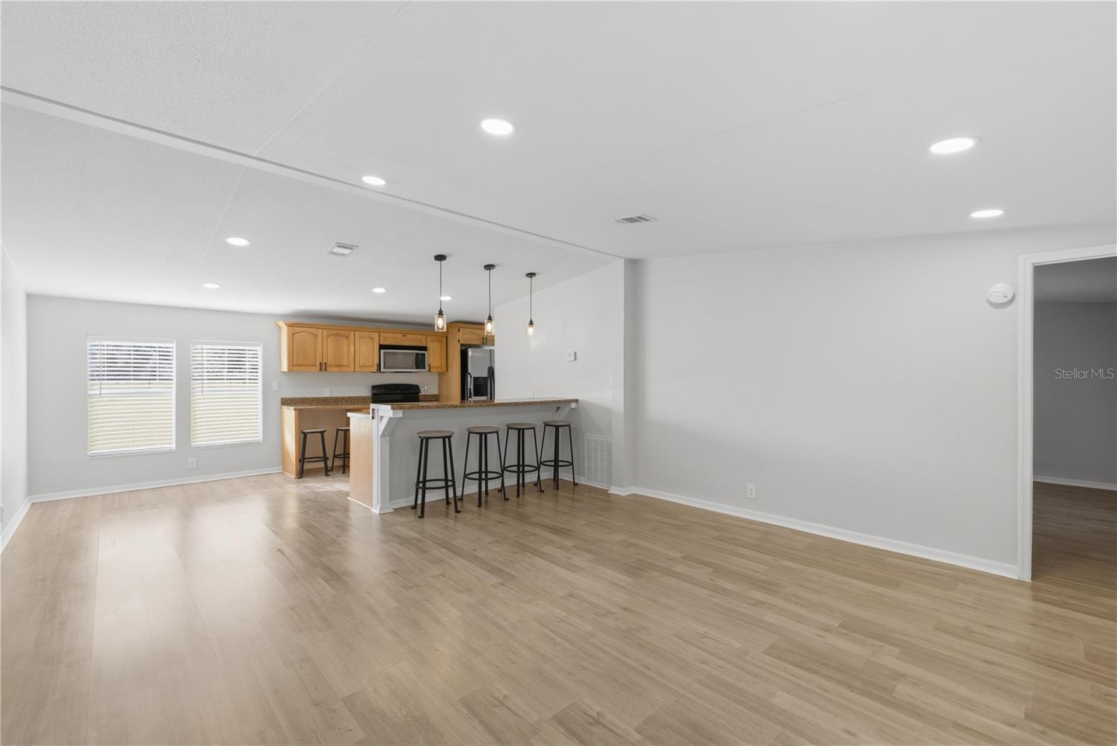 Image 8 of 24 For 13705 14th Avenue