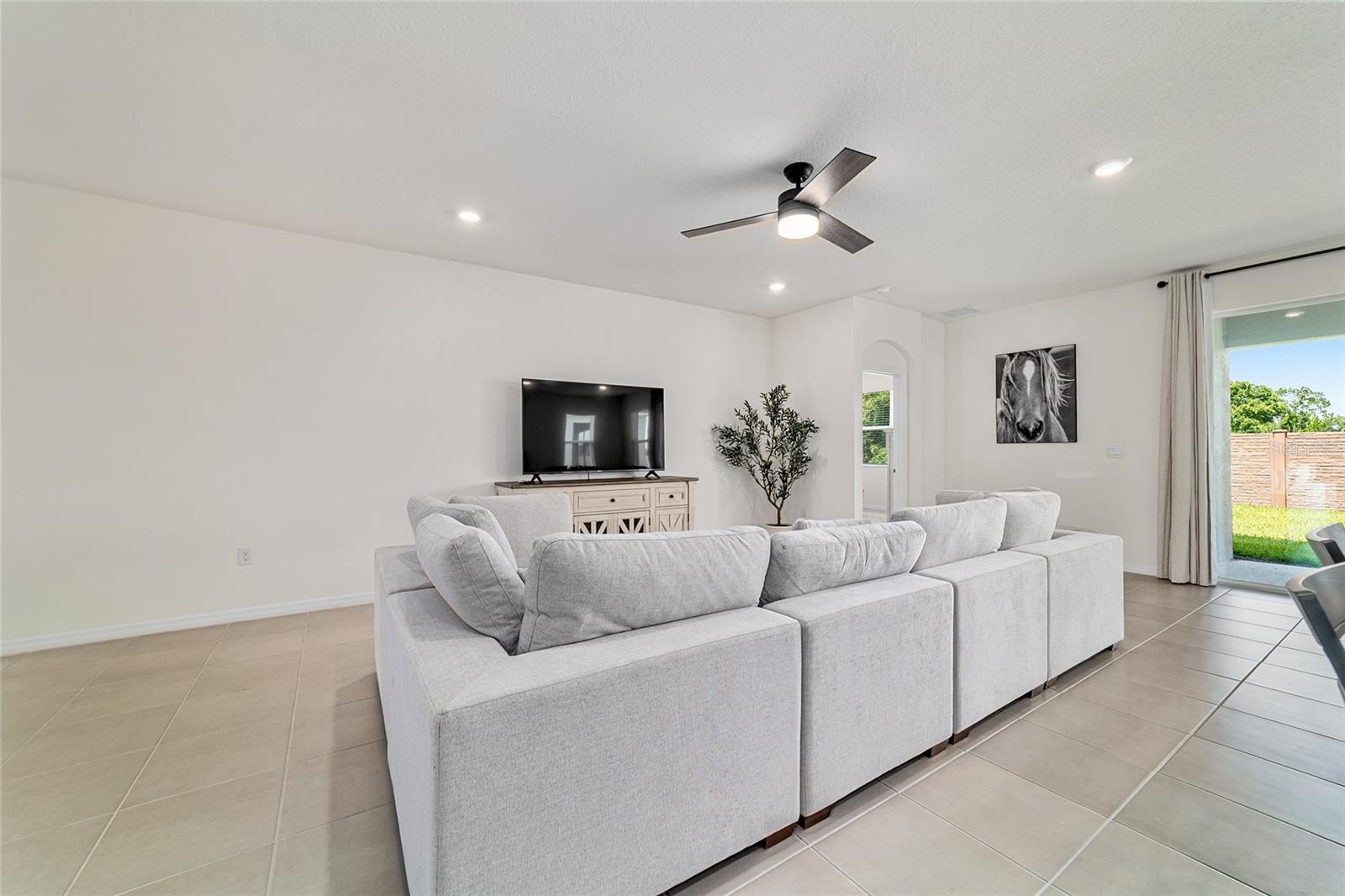 Image 13 of 57 For 4171 48th Terrace Road