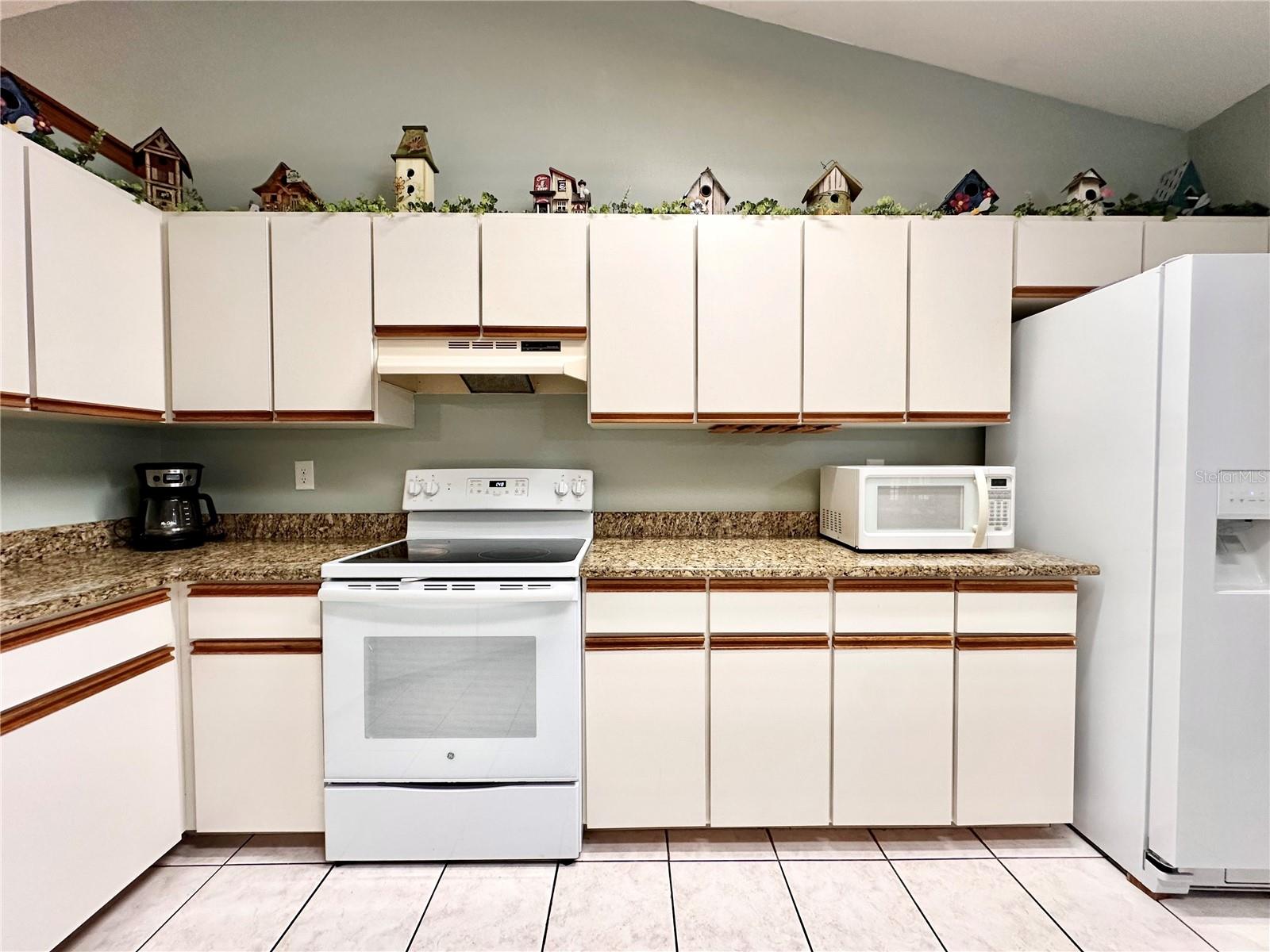 Image 13 of 39 For 5365 84th Street