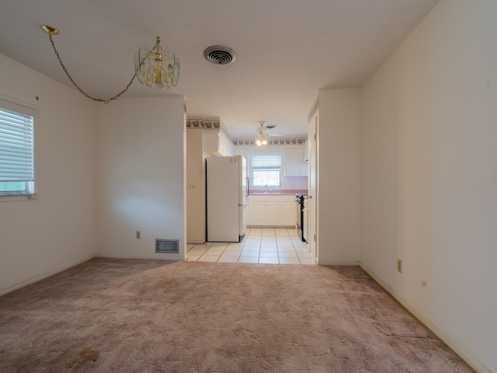 Image 7 of 44 For 5 Spring Lake Lane