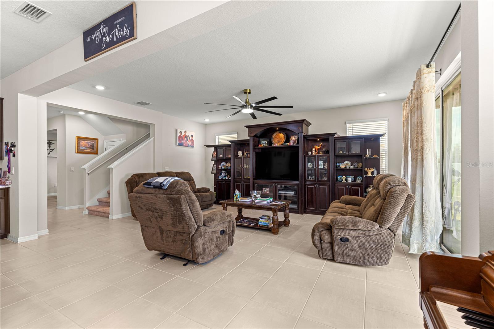 Image 19 of 54 For 8142 59th Avenue