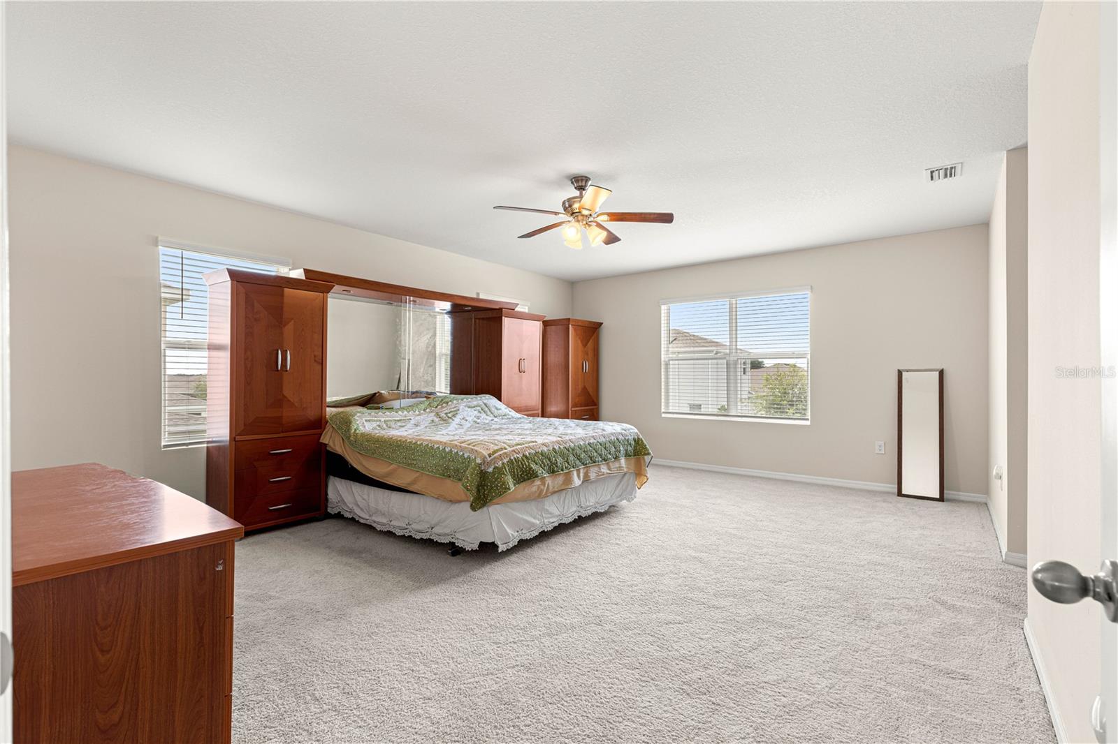 Image 25 of 54 For 8142 59th Avenue