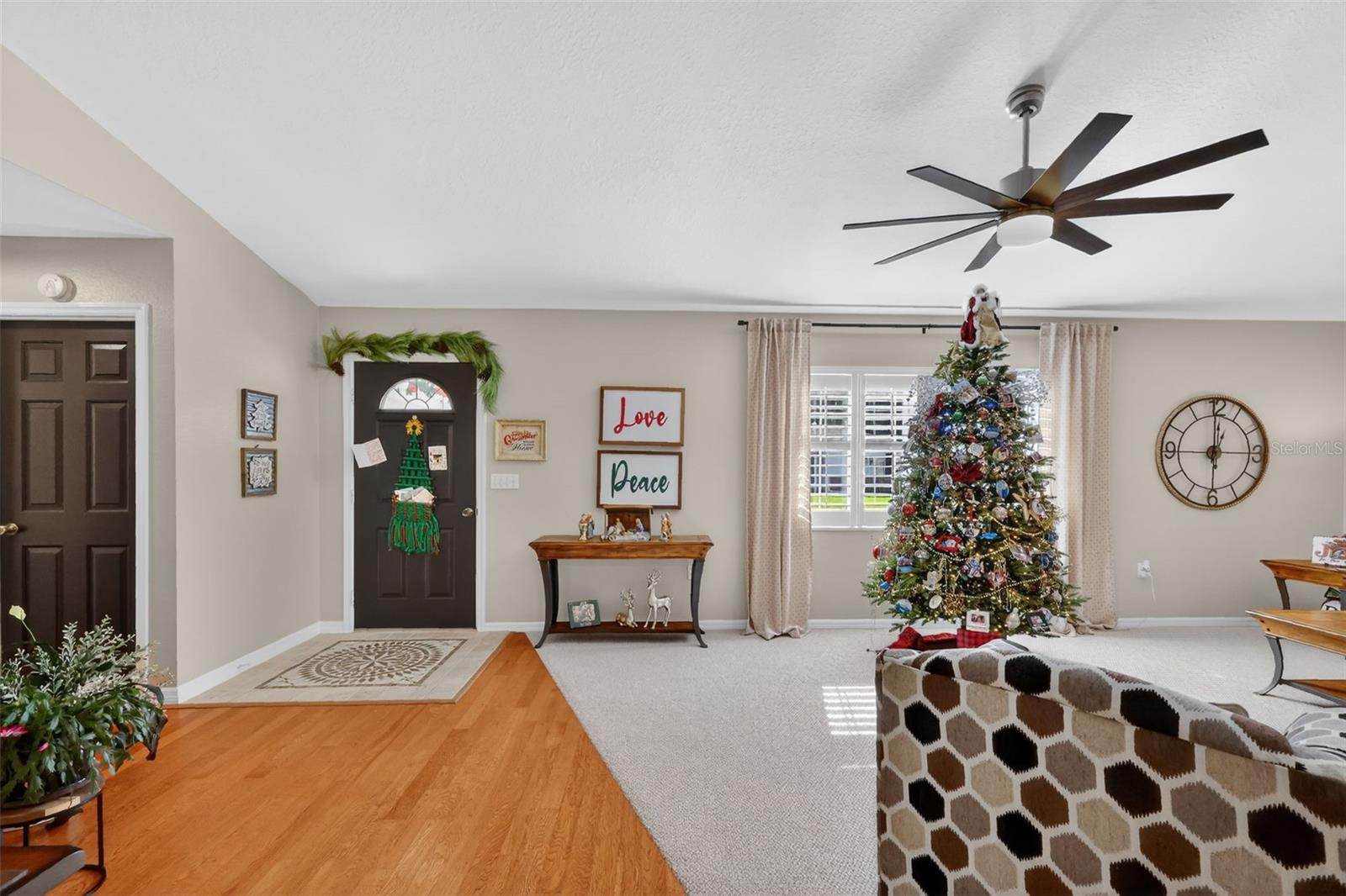 Image 10 of 33 For 9811 138th Loop