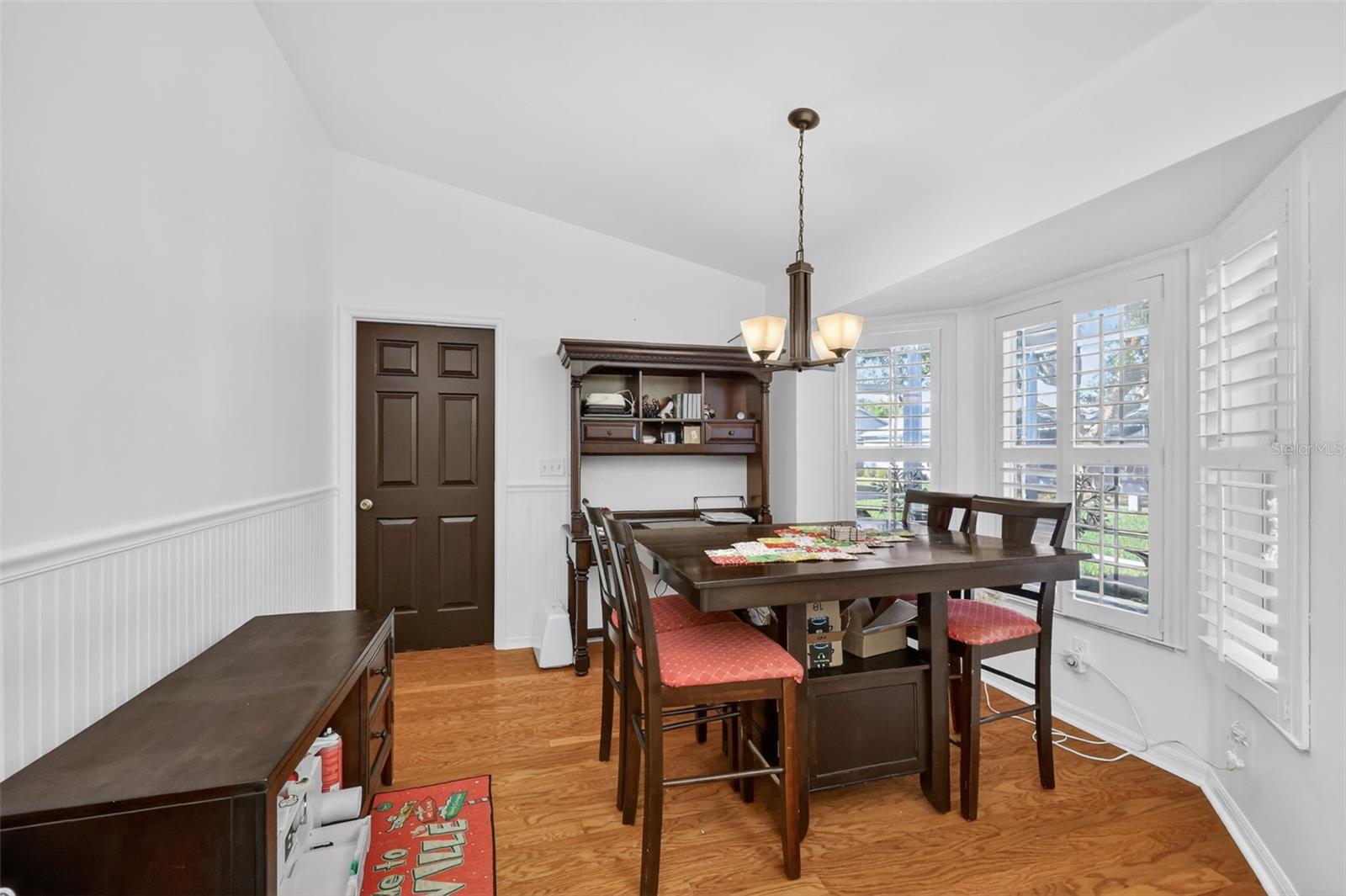 Image 17 of 33 For 9811 138th Loop