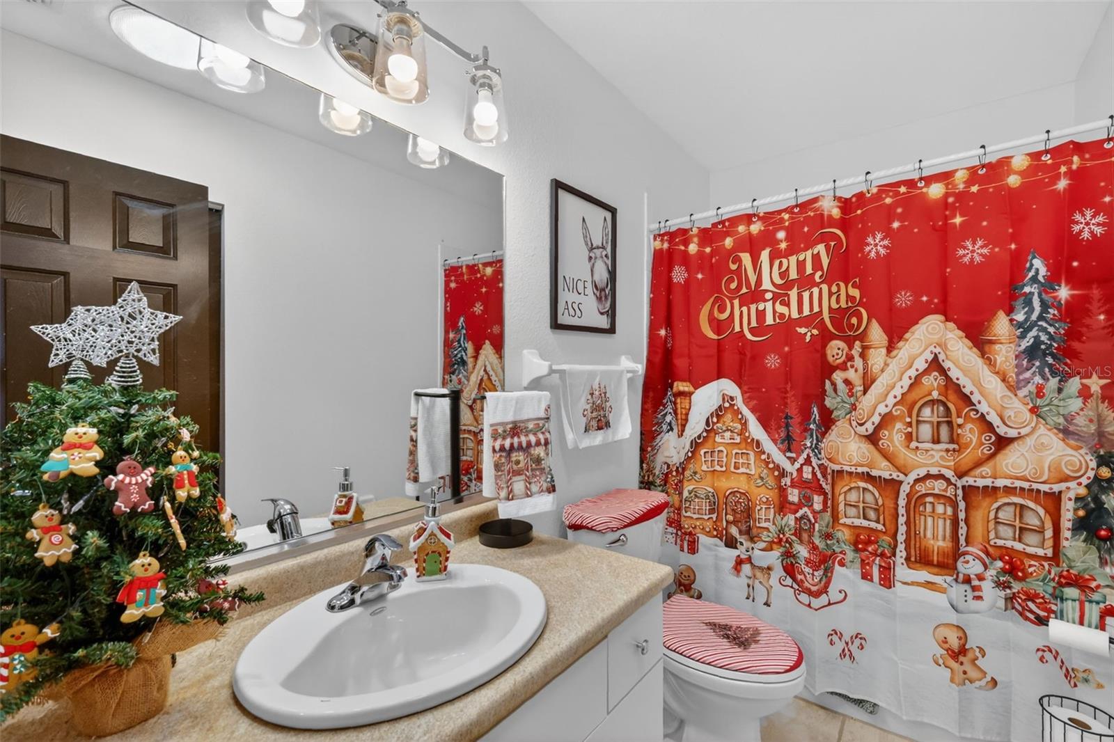 Image 22 of 33 For 9811 138th Loop