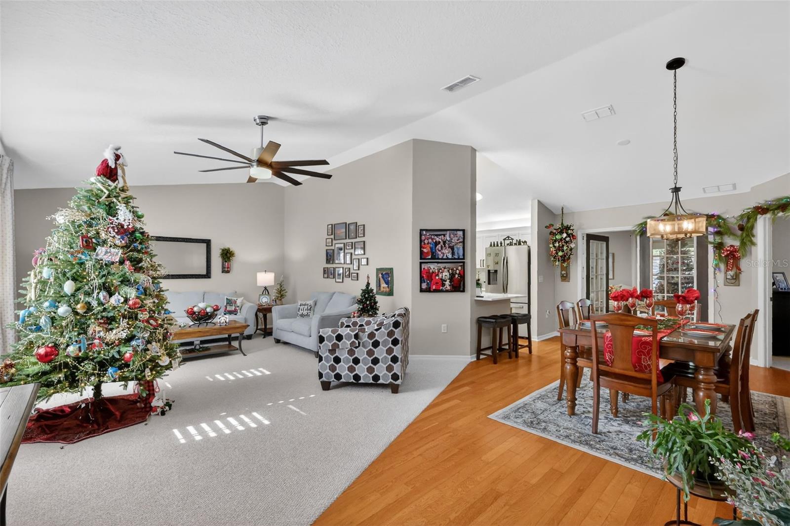 Image 8 of 33 For 9811 138th Loop