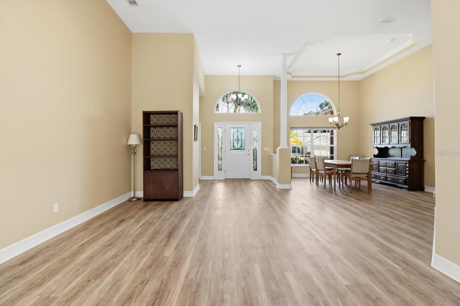 Image 10 of 43 For 5528 Hunters Ridge Circle