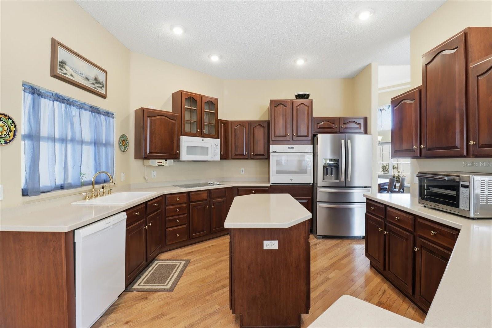 Image 14 of 43 For 5528 Hunters Ridge Circle