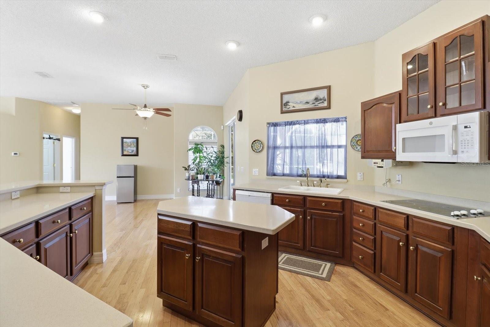 Image 15 of 43 For 5528 Hunters Ridge Circle