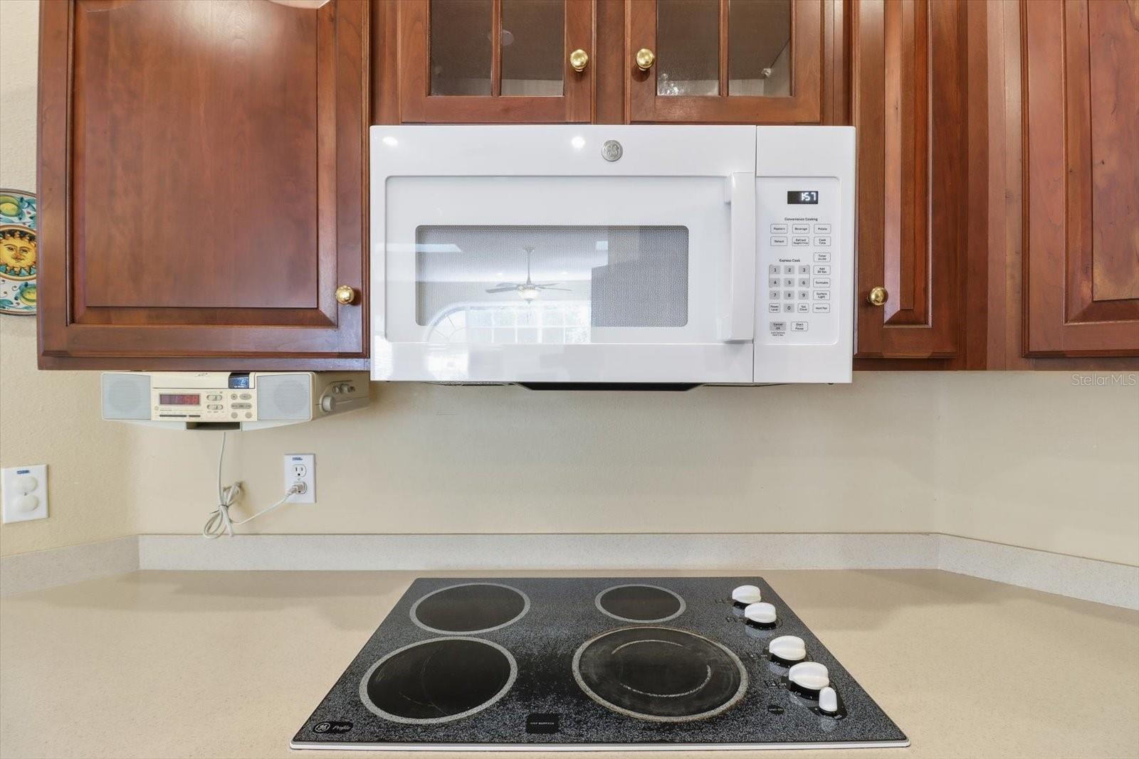 Image 16 of 43 For 5528 Hunters Ridge Circle