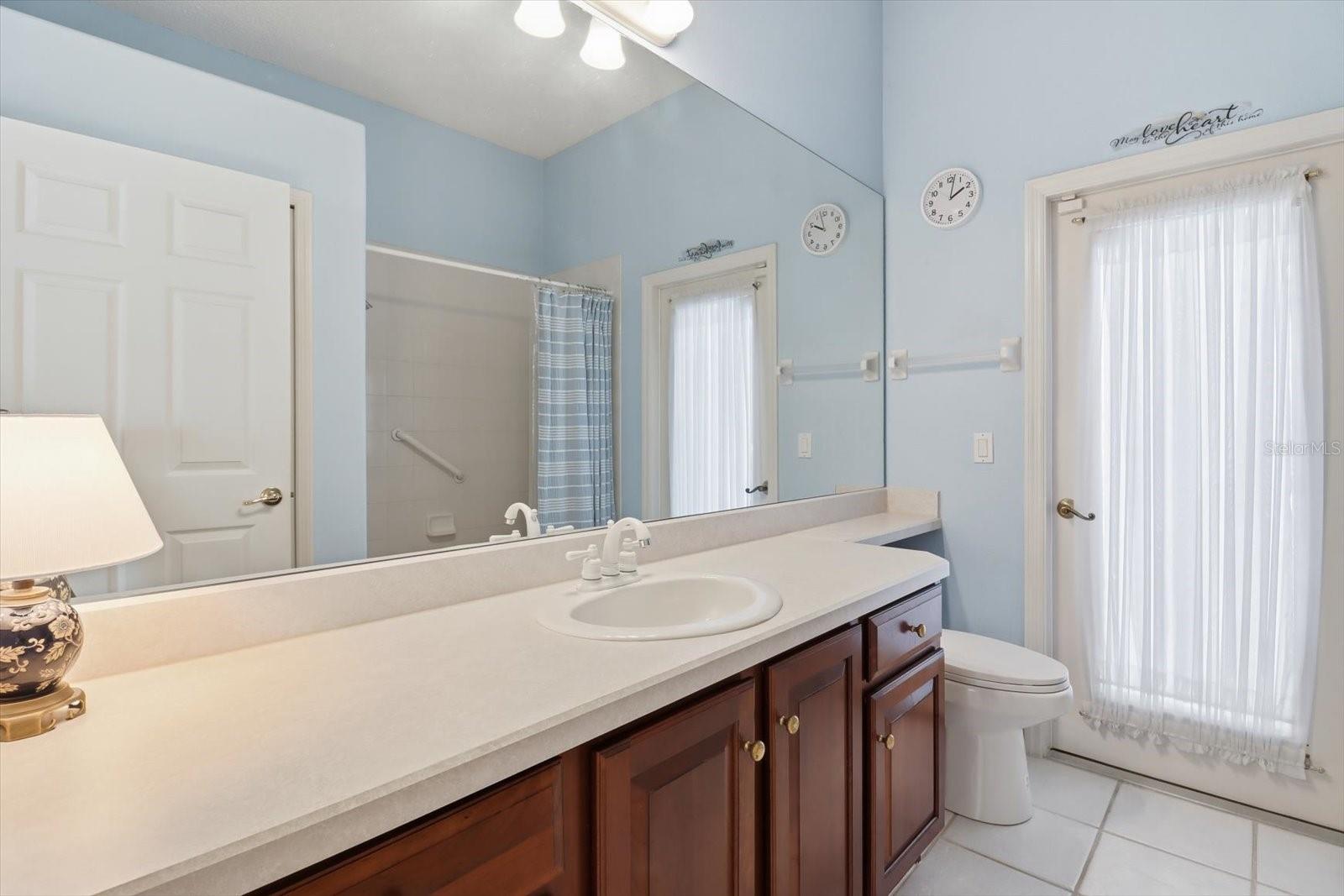 Image 32 of 43 For 5528 Hunters Ridge Circle