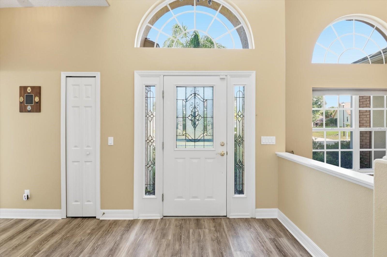 Image 8 of 43 For 5528 Hunters Ridge Circle