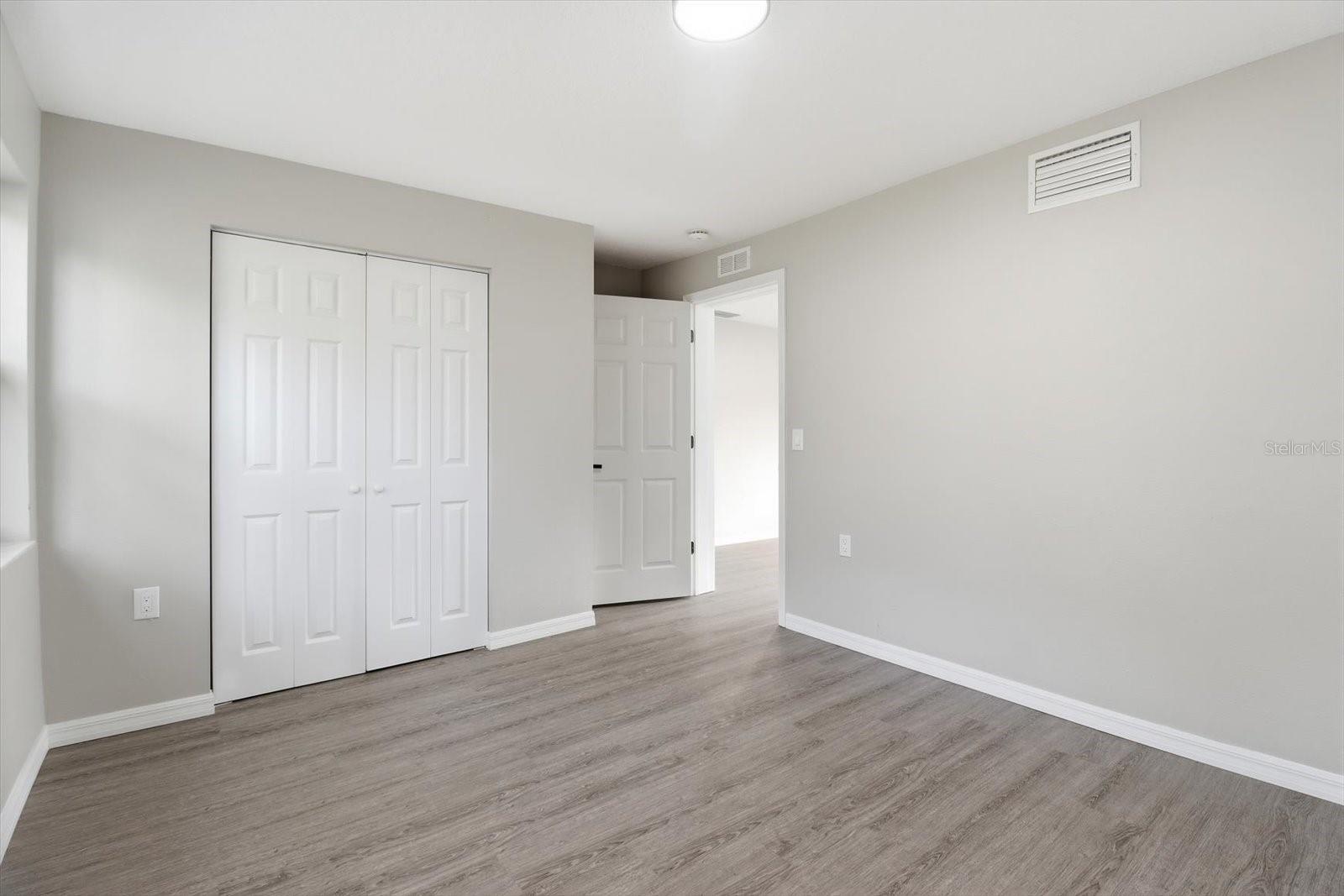 Image 15 of 38 For 14 Harrison Street