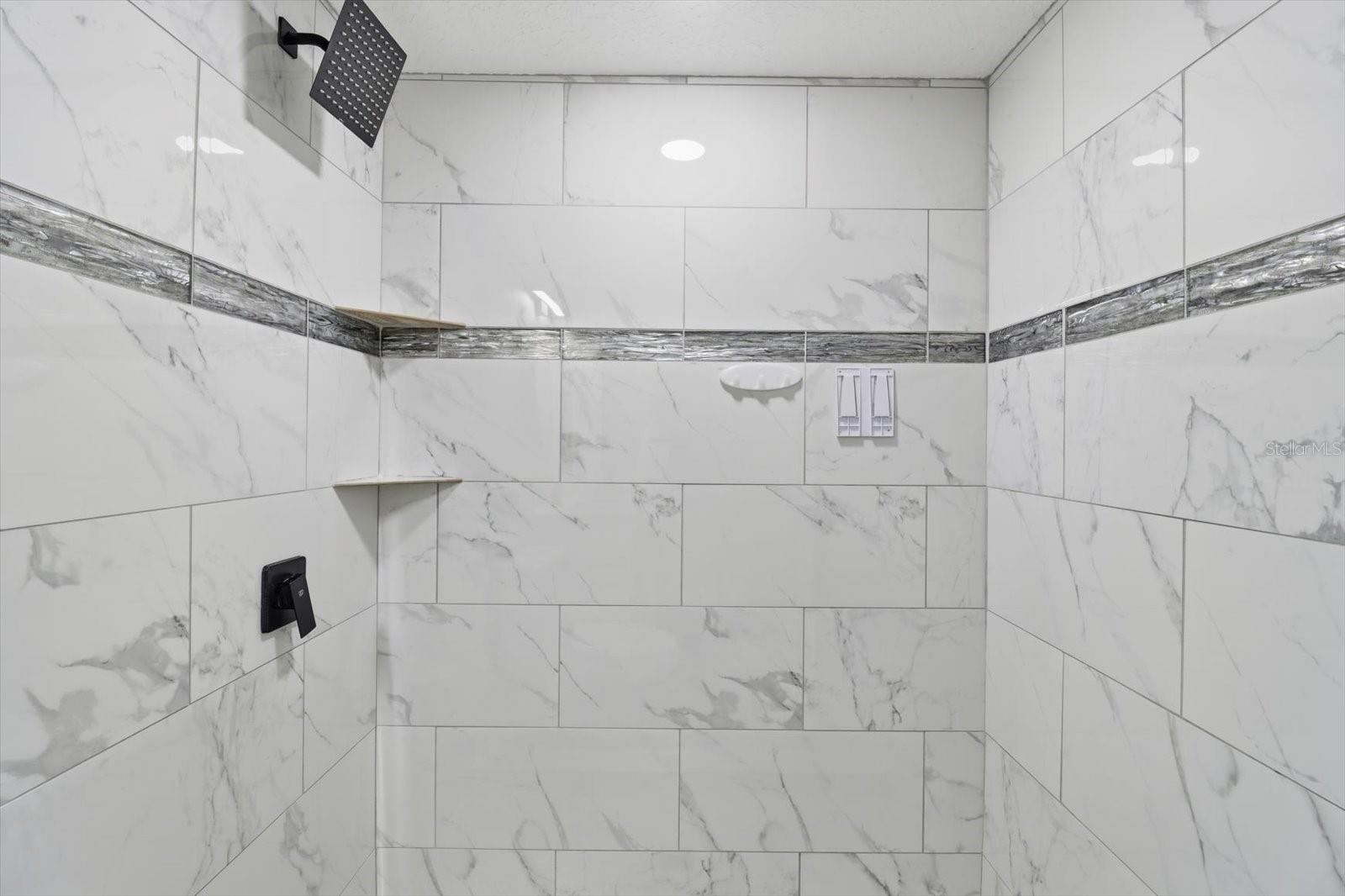 Image 18 of 38 For 14 Harrison Street