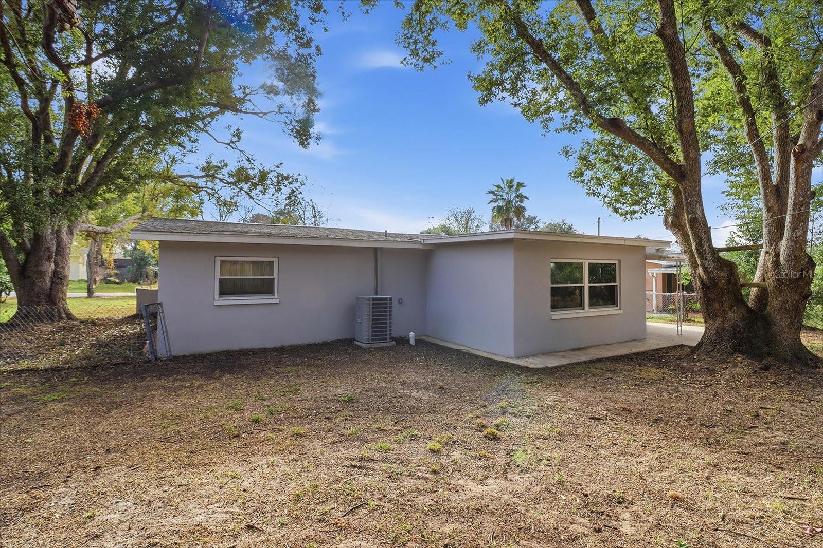 Image 32 of 38 For 14 Harrison Street