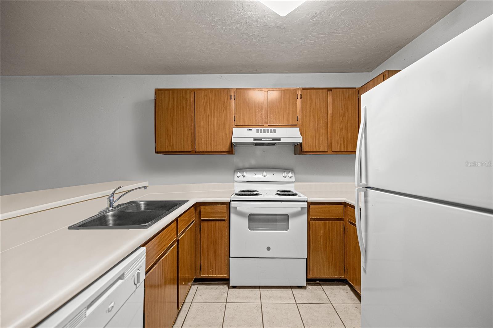 Image 6 of 15 For 111 16th Avenue O302