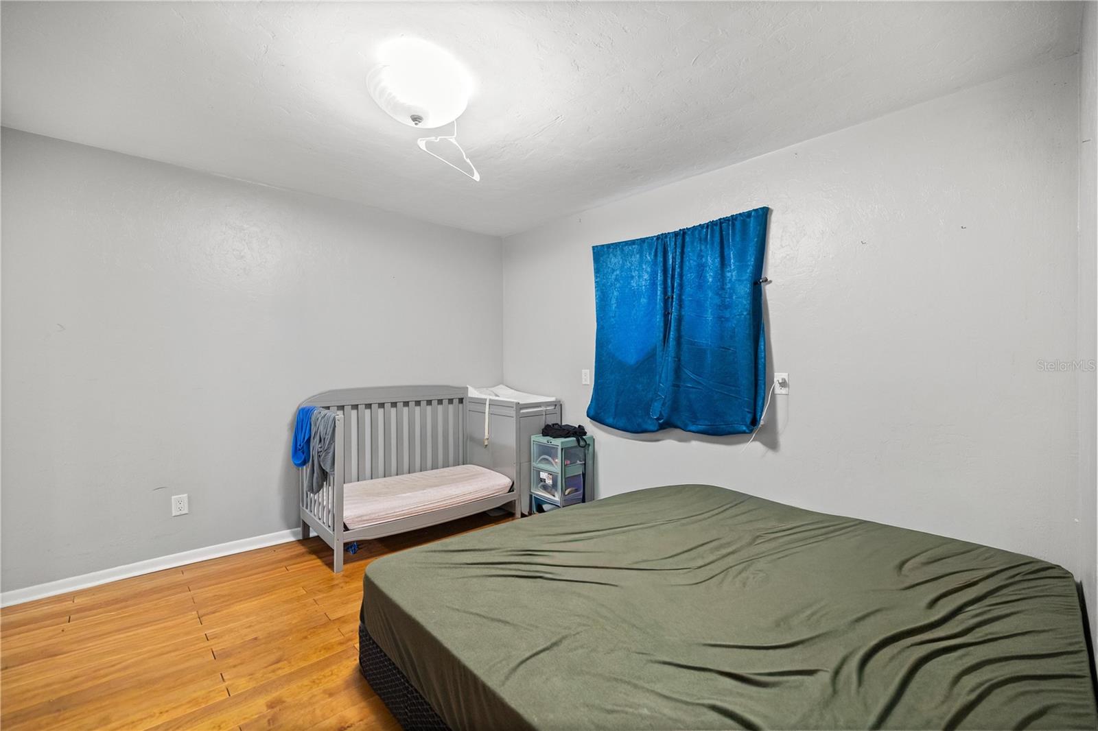 Image 12 of 18 For 105 16th Avenue N101