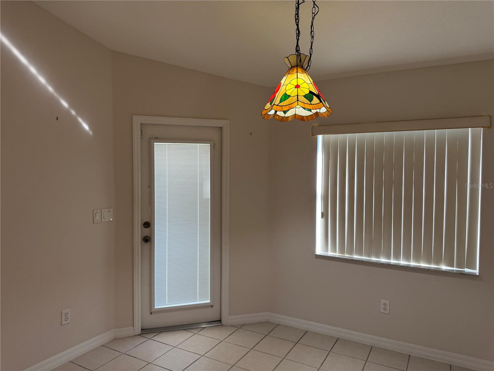 Image 14 of 25 For 3249 49th Avenue